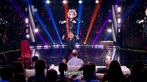 Magie olandeză! Harder Niels - rupe un ziar şi îl face la loc ca nou