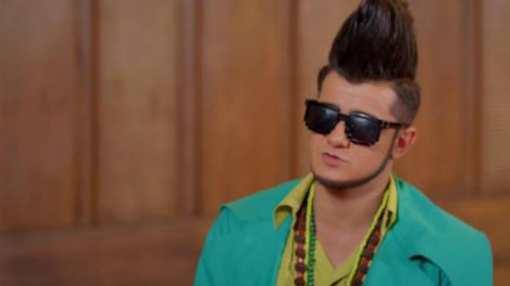 Malone vrea să facă un selfie cu judecătoarea!