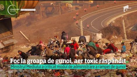 E stare de alertă şi la Cluj, unde un munte de gunoi a ars continuu 12 ore. Sunt mii de oameni în pericol, pentru că aerul e otrăvit de fum toxic