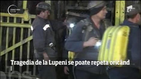 Mineri prinşi sub pământ la Lupeni: un mort şi doi răniţi