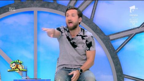 Autocarul naționalei a blocat traficul în Corbeanca: ”Ar trebui scos de pe lista mașinilor care trebuie să circule cu escortă, până când reîncep să joace fotbal”