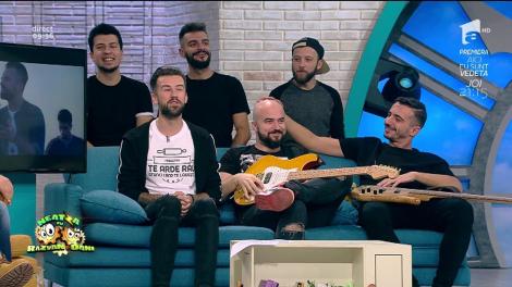 Băieții de la FreeStay au lansat piesa şi clipul “Între noi nu mai e nimic”: ”M-au trimis în larg, singur, cu o barcă, cică să tragem cadrul perfect!”