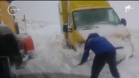 Începutul de octombrie, în România, a venit cu iarnă în toată regula