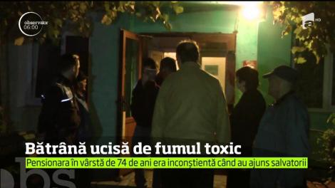 O bătrână de 74 de ani şi-a pierdut viaţa după ce apartamentul în care locuia a fost cuprins de flăcări