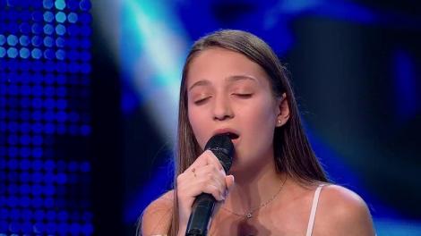 "Say You Won't Let Go" - James Arthur. Vezi interpretarea Francescăi Nicolescu, la X Factor!