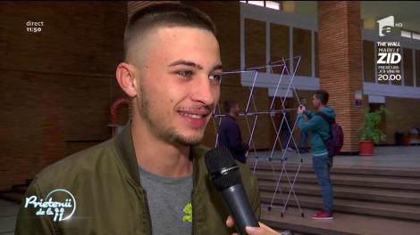 Tot zacusca rămâne mâncarea preferată a studenţilor