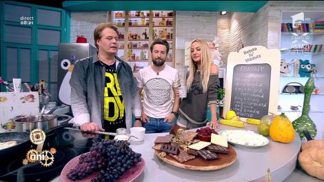 Răsfăţul zilei! Vlăduţ găteşte: Parfait - îngheţată de casă