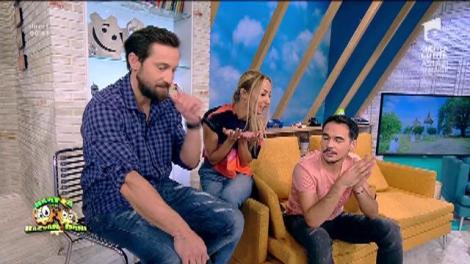 Aşa ceva nu vrei să pierzi! Dilema lui Dani Oțil: "De ce femeile îşi dau cinci fâsuri de parfum înainte de somn?". Flavia: "Trăieşti în grotă, băi, băiatule?!"