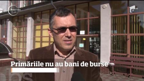 Guvernul doreşte, primăria nu reuşeşte! Primăriile nu au bani de burse