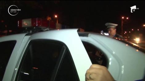 Doi tineri, acuzaţi că au agresat un bărbat, i-au furat borseta, apoi i-au folosit pistolul, au fost reţinuţi de poliţiştii din Târgoviște