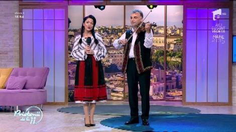 Raluca Burcea - "Drag îmi ești, puiule, mie"