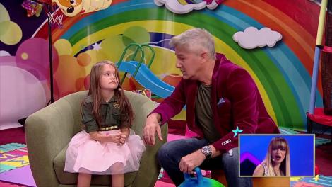 Ce are mami ciudat în dulap? Sienna, fetiţa Andreei Antonescu: "Un cap de crocodil"