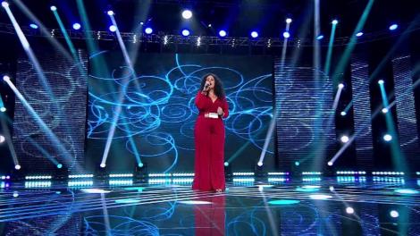Celine Dion - I surrender. Vezi aici cum cântă Voinea Florina, la X Factor!