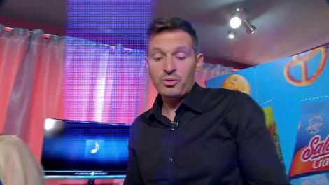 Culise: Alin Pascal se pregăteşte să devină Adam Levine (Maroon 5)