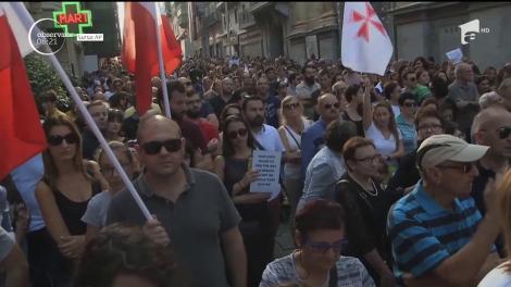 Mii de oameni au participat în Malta, la o adunare în memoria ziaristei Daphne Caruana Galizia, ucisă într-un atentat cu bombă