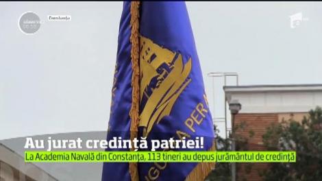 Au jurat că-şi vor apăra ţara cu hotărâre, dar cu emoţie în glas!