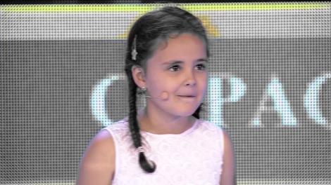 Dora, fetița lui Aurelian Temișan, adoră jocul de mimă