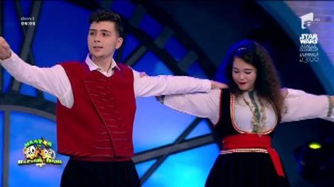 Ansamblul Comunităţii Elene "Elpis" din Constanţa a dansat pe ritmuri greceşti la Neatza