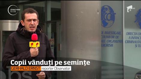 Copiii din România, vânduţi ca la piaţă! Unul sănătos, blond și cu ochi albaştri are preţul de 1.500 de euro. Unul obişnuit - 260 de lei!!!