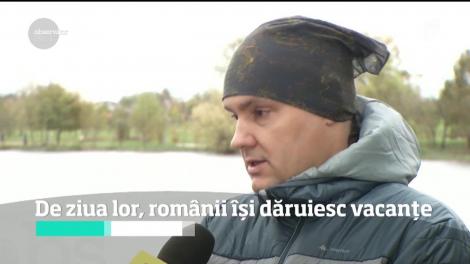 De ziua lor, românii îşi fac cadou soarele. Mulţi îşi vor petrece minivacanţa de 1 decembrie în Spania sau Italia