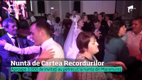 Nuntă de Cartea Recordurilor. 3.000 de oameni au urmărit nunta în direct pe ecrane uriaşe