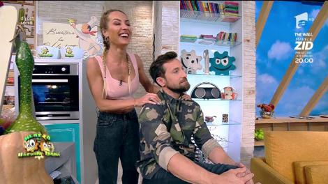 Ana Odagiu, protagonistă în clipul "Iubește-mă în doze mici", al trupei Taxi