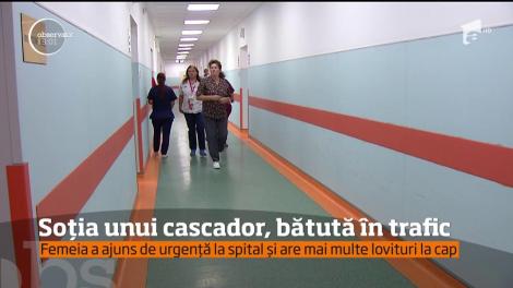 Soţia unui cunoscut cascador, bătut crunt, în plină stradă. Femeia a ajuns la spital, în stare gravă, după o altercaţie în trafic