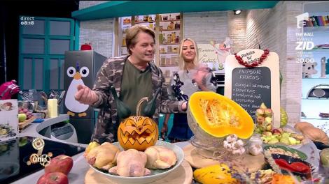 Rețeta zilei. ”Puișor fricos” cu dovleac și sos de ardei copți