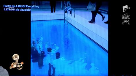 Smiley News. Sunt în piscină, însă nu se udă. Cum este posibil?