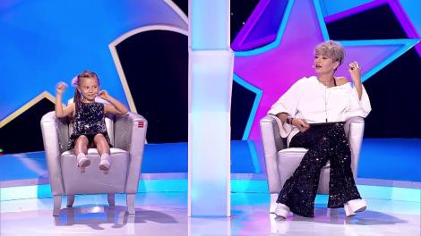 Imagini din arhiva personală. Cum arăta Giulia în 1995?