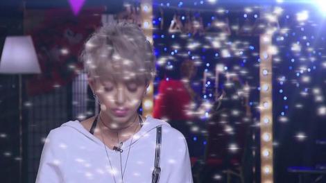 Ce n-ar face fiica Giuliei din ce face mama ei ciudat? "Nu şi-ar smulge spârncenele şi părul de pe picioare"