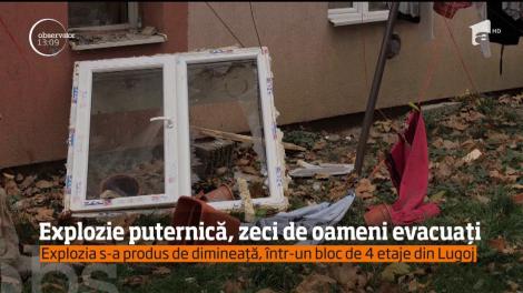 Explozie puternică la un bloc de nefamilişti din Lugoj. Zeci de oameni au fost evacuați