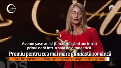 Nadia Comăneci a primit premiul pentru performanţele sale sportive