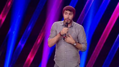 Adrian Lungu, număr de stand up comedy: "Am avut o prietenă care bea energizant ca să spele vasele"