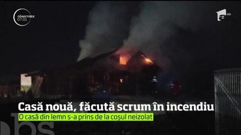 Casă nouă, din județul Neamț, făcută scrum în incendiu