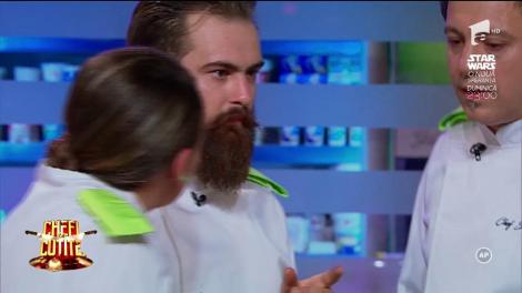 Verzii clachează! Chef Bontea se ia cu mânile de cap și începe să urle: ”Piure de carfofi faci, mă? Unde am ajuns!! Gustă, Bucă!!! Are gust de plafar!”