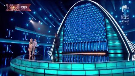 ”Eu sunt marea agitată, iar el nisipul cuminte și liniștit”. Mihai și Mădălina au parte de jocul vieții lor în fața Marelui Zid