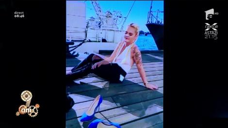 Acesta este oficial cel mai ghinionist mod de a pierde un telefon! A vrut să facă pe diva, dar a plătit extrem de scump!