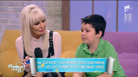 Un geniul al cubului Rubik! Dani Plohi rezolvă cubul rubik în câteva secunde! E atât de bun, încât poate face asta chiar și legat la ochi!