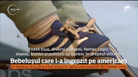 Un bebeluş de jucărie îi îngrozeşte pe americani! Cum arată păpușa care a băgat groaza chiar și în polițiști!