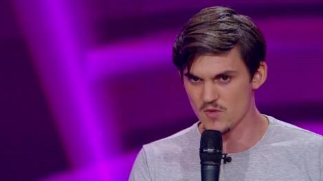 Petrică Istoc ia la analizat colindele: ”Am plecat să colindăm, Domn, Domn să-nălțăm! Când boierii nu-s acasă. De ce mai colinzi dacă nu-s acasă?”