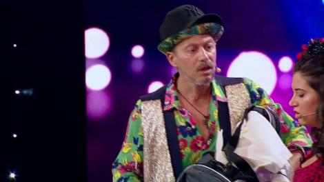 ”Astea sunt ghetele lui Cheloo!” Soțul pirandei le-a ciordit hainele și s-a urcat cu ele pe scenă să-și ia femeia! ”- Haoleu, ăsta e juriul?! - Da! - Sunt nevinovat!”