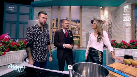 Pere în vin roșu cu înghețată. Un preparat cu puține ingrediente, dar de calitate