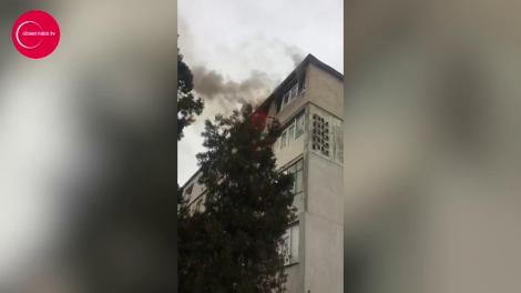 Imagini ȘOCANTE de la fața locului. Un apartament a luat foc în Constanța, în urmă cu puțin timp. Totul a început de la o explozie