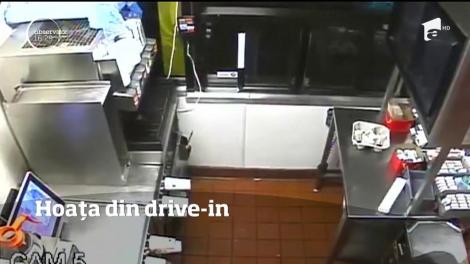 O clientă fură tot ce prinde prin geamul unui drive-in din SUA