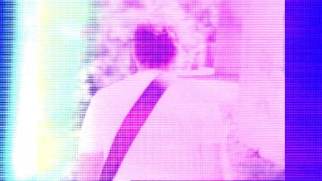 Culise: Cezar Ouatu se pregăteşte să devină Amr Diab