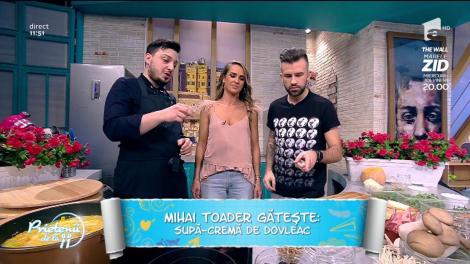 Răsfăţul zilei! Mihai Toader gătește supă-cremă de dovleac, reţetă perfectă pentru o zi rece de toamnă târzie