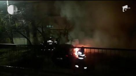 Un autoturism a ars ca o torţă pe centura ocolitoare a Braşovului