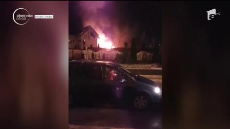 Un incendiu violent a creat panică în Oneşti!