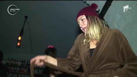 Ce poate fi mai relaxant şi mai plăcut decât o petrecere în pijamale, alături de prietenii şi colegii de facultate?